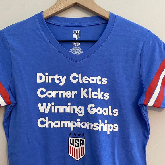 NWOT USA Soccer Girl's World Cup USWNT Dirty Cleats Champions Tee SIZE L (14/16) - Picture 5 of 7